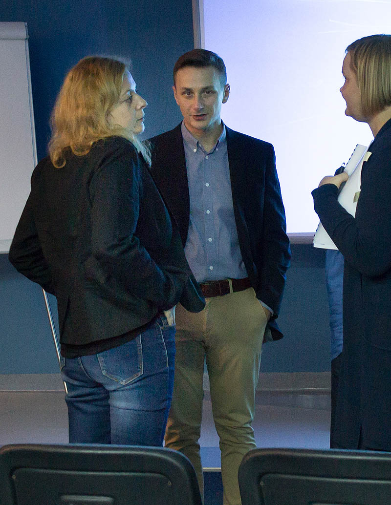 Katarzyna Cywa, Grzegorz Skrzy�ski