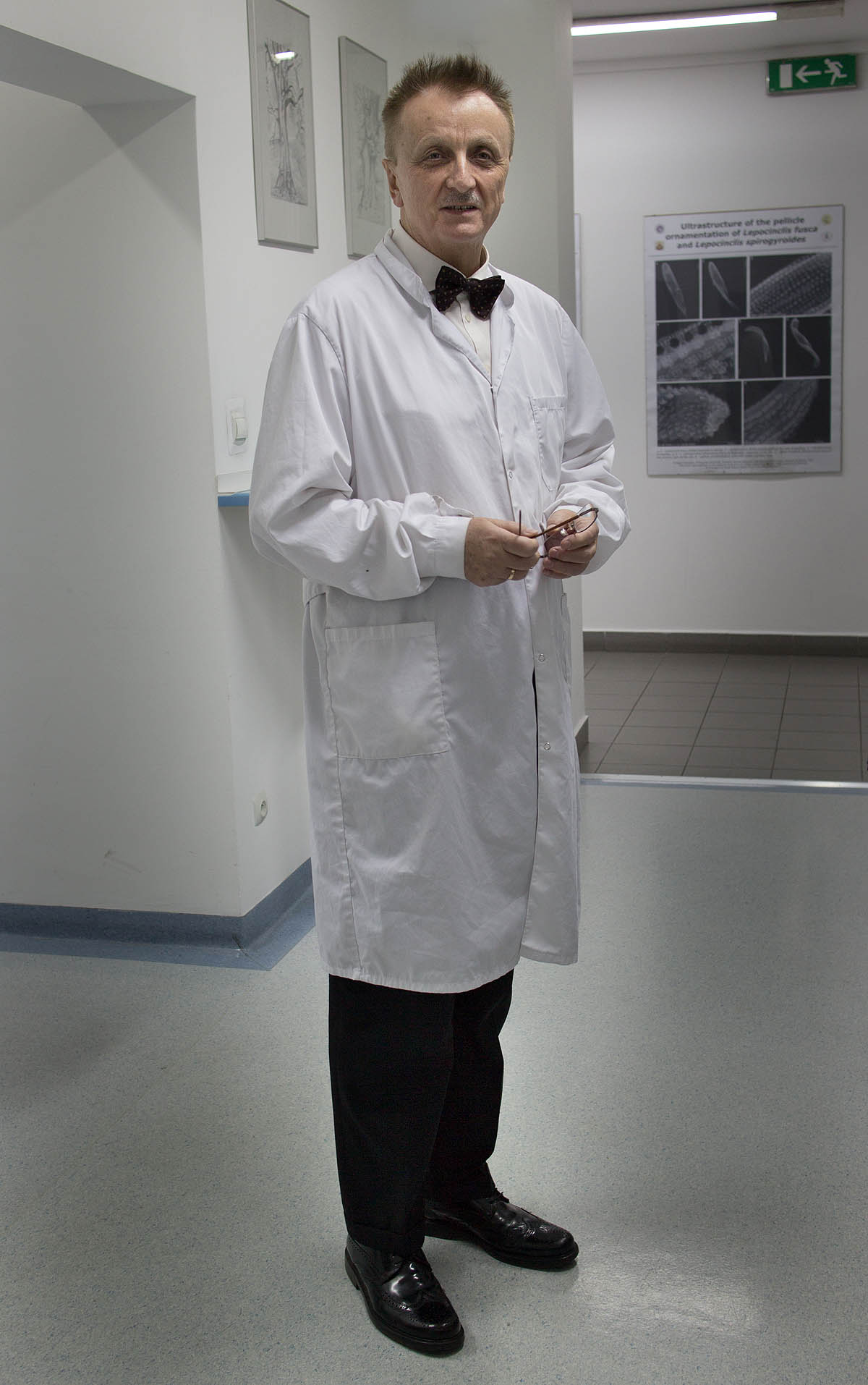 Konrad Wo�owski